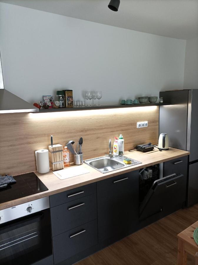 City And Thermal Apartman Győr Extérieur photo